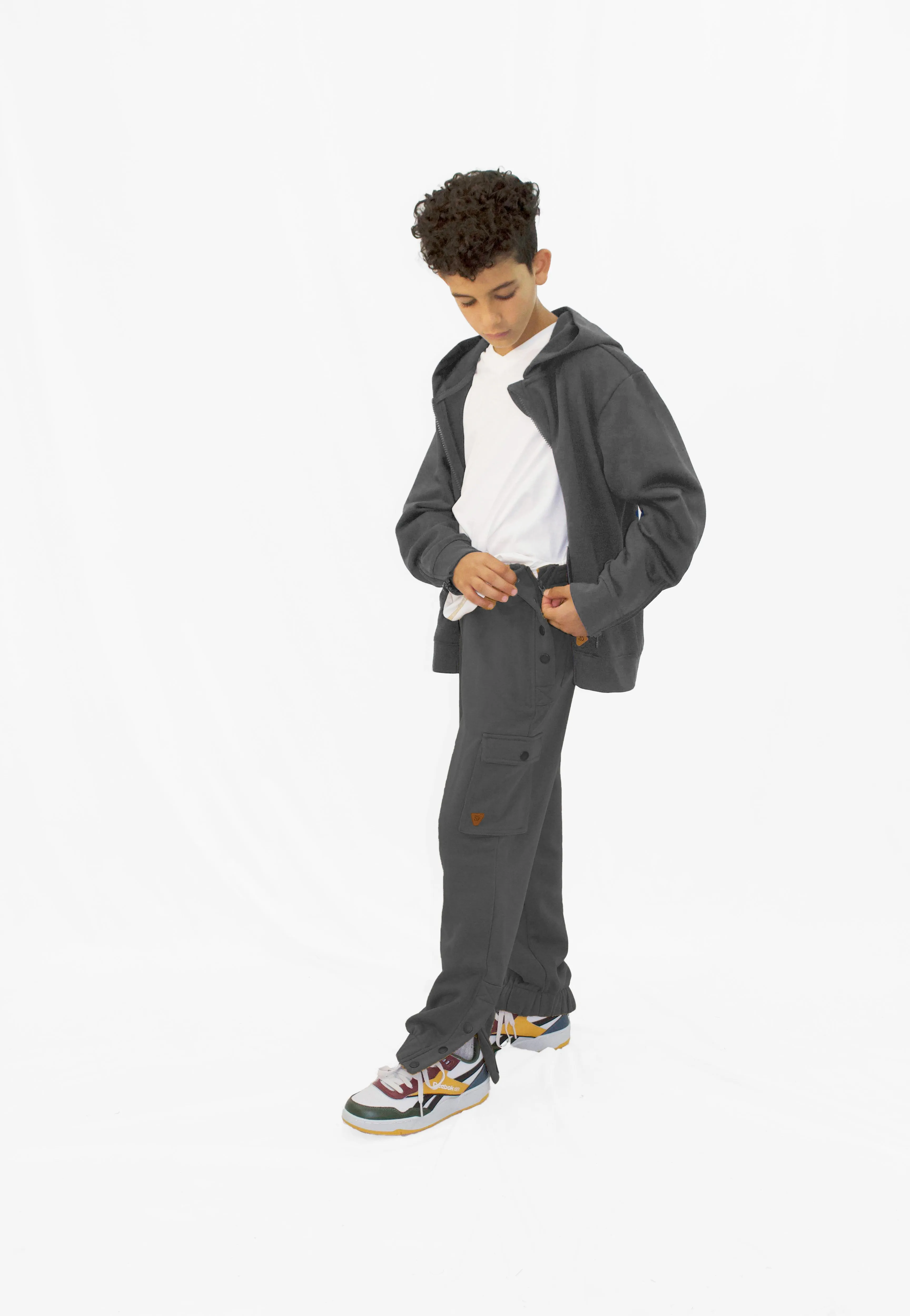 Adaptive Kids Cargo Joggers: Adjustable Elastic Waist & Side Zipper for Easy Undressing