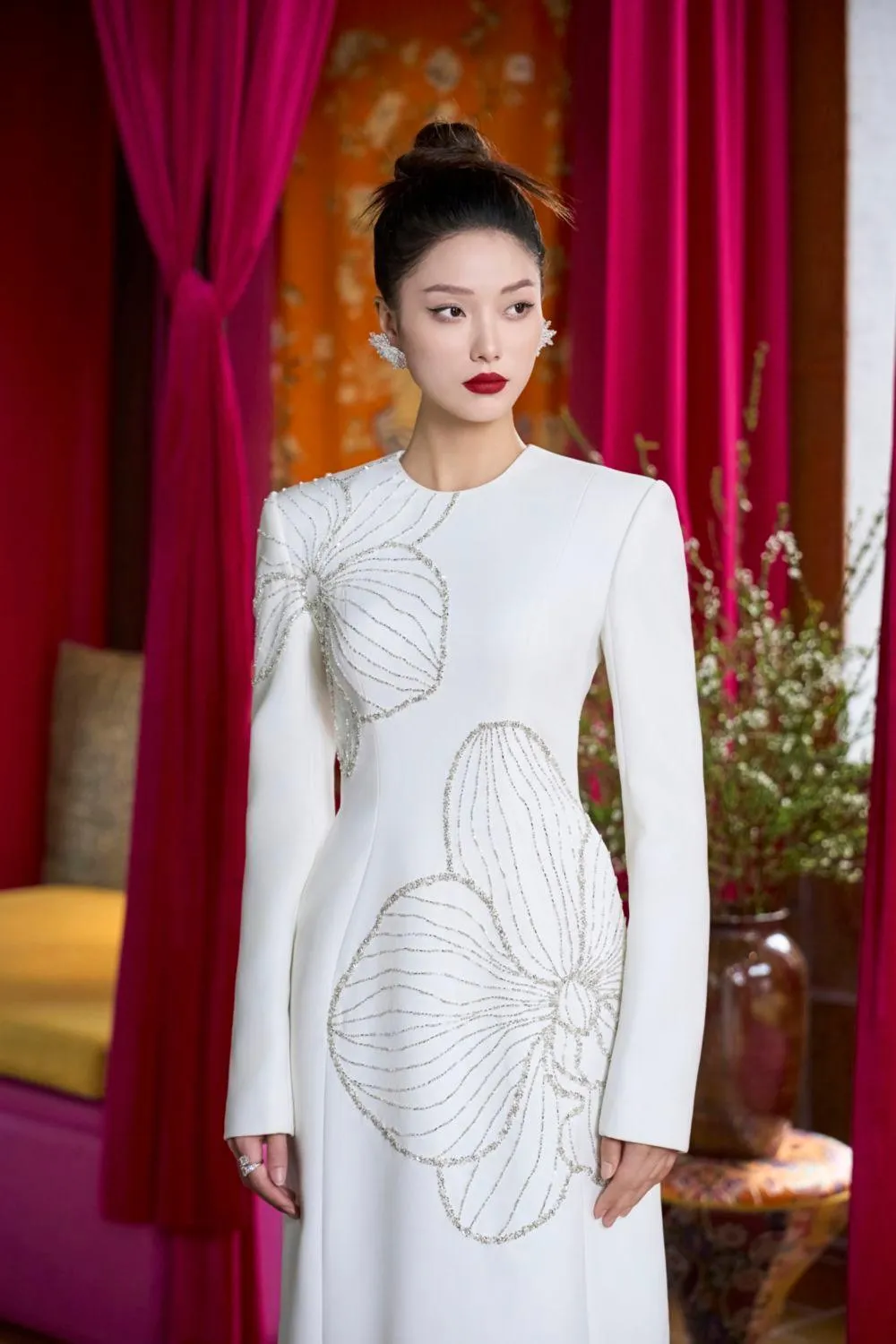 Lumins Sheath Round Neck Velvet Satin Floor Length Ao Dai