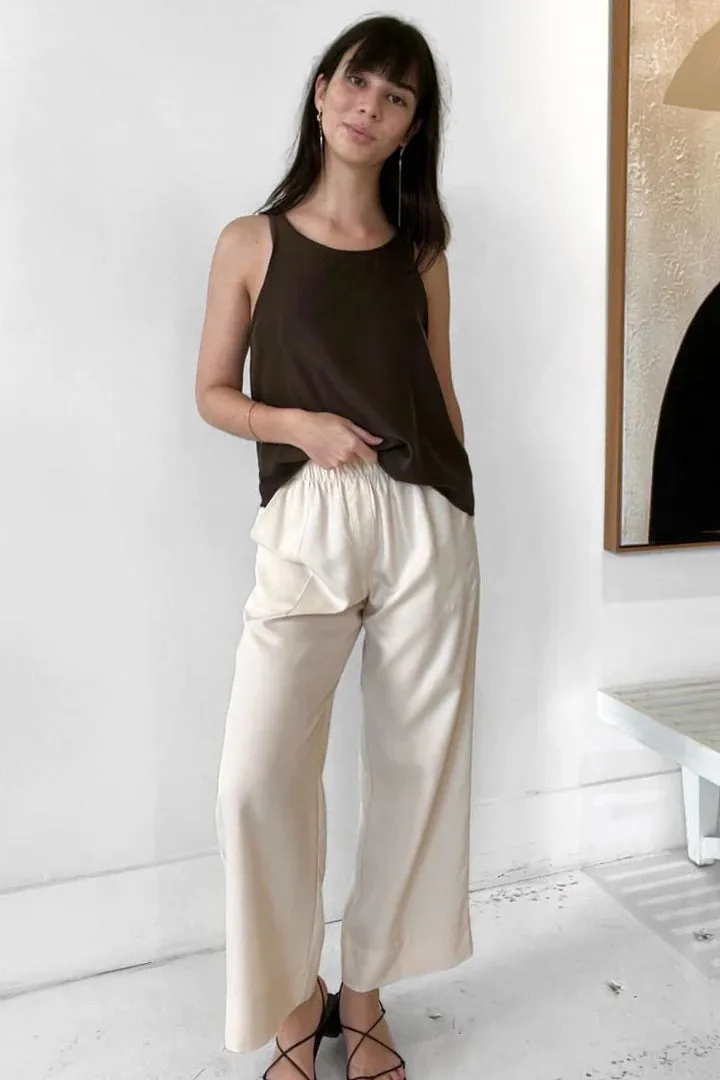 Silk Essential Tank in Espresso